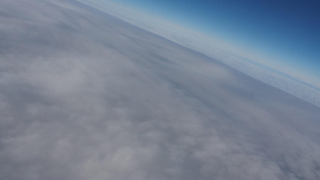 雲海の景色をイメージした装飾